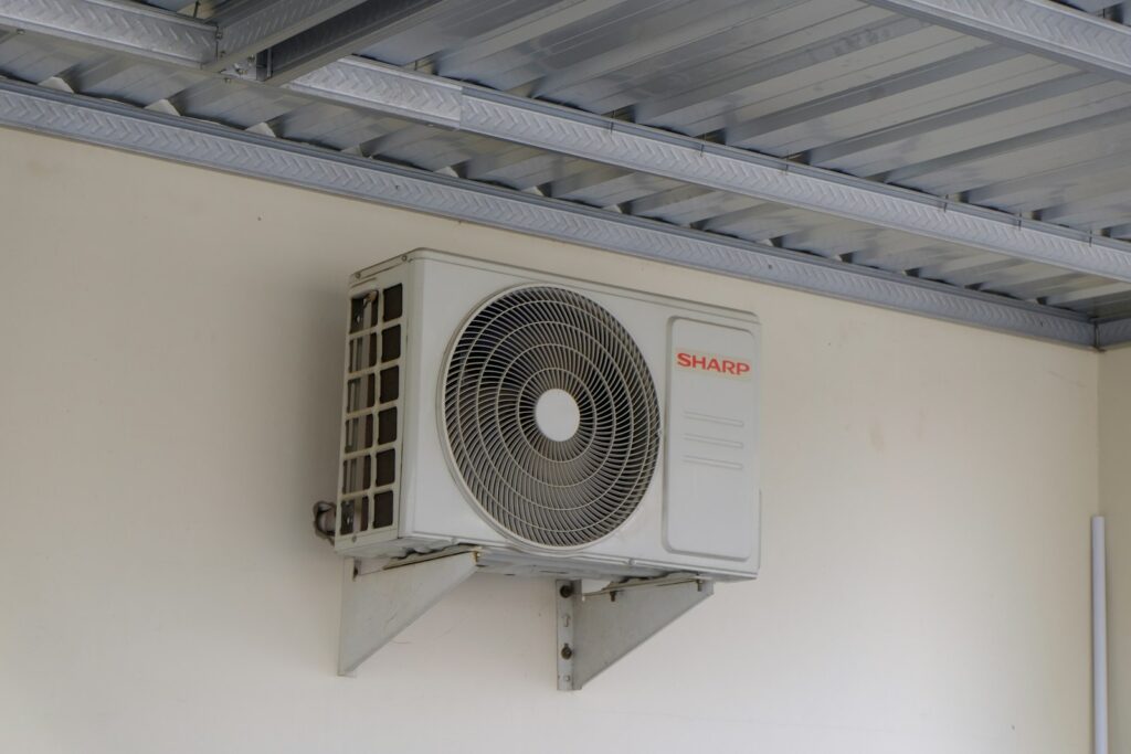 ac outdoor wall